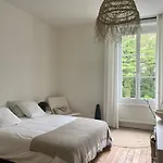 Bed & Breakfast La Boutique Mj Decoration Vous Propose De Decouvrir Ses Deux D'hotes