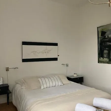 Bed & Breakfast La Boutique Mj Decoration Vous Propose De Decouvrir Ses Deux D'hotes