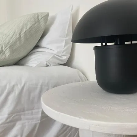Couette-café La Boutique Mj Décoration Vous Propose De Découvrir Ses Deux D'hôtes Doué-la-Fontaine