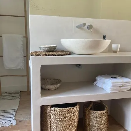 La Boutique Mj Decoration Vous Propose De Decouvrir Ses Deux D'hotes 3*