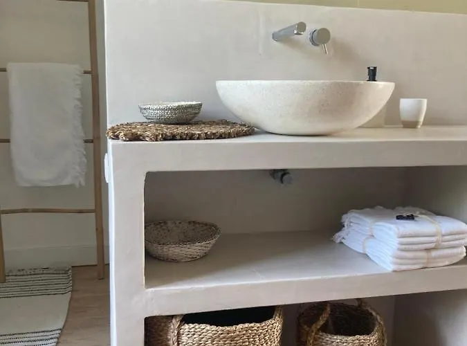 La Boutique Mj Decoration Vous Propose De Decouvrir Ses Deux D'hotes 3*